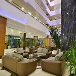 ホテル プラザ 4*