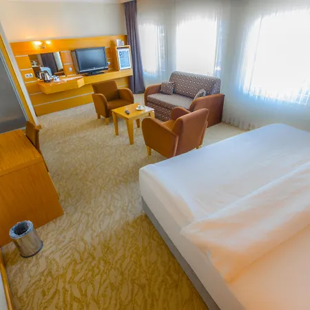 Plaza Otel
