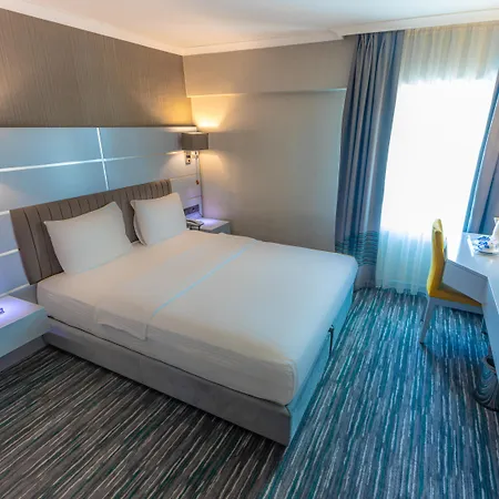 Plaza Otel