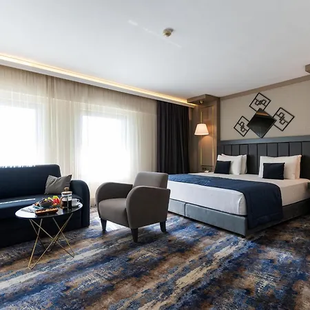 Otel Plaza 4*