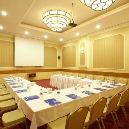 Otel Plaza 4*