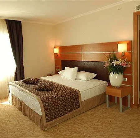 Otel Plaza