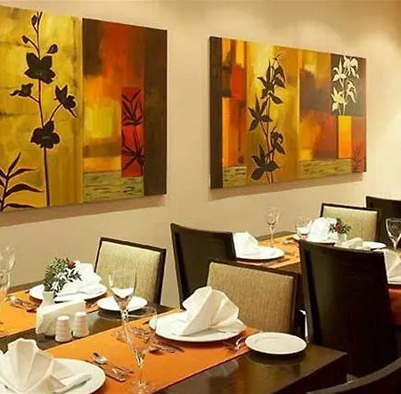 Plaza Otel 4*