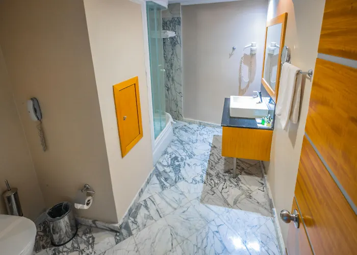 Plaza 4* Анкара