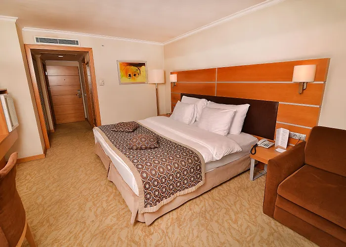 Plaza 4* Анкара